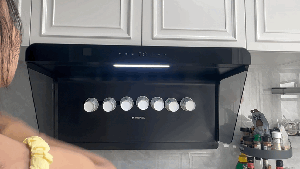 智能生活新体验：米家净烟机S1，智能开放式厨房首选，不惧油烟味