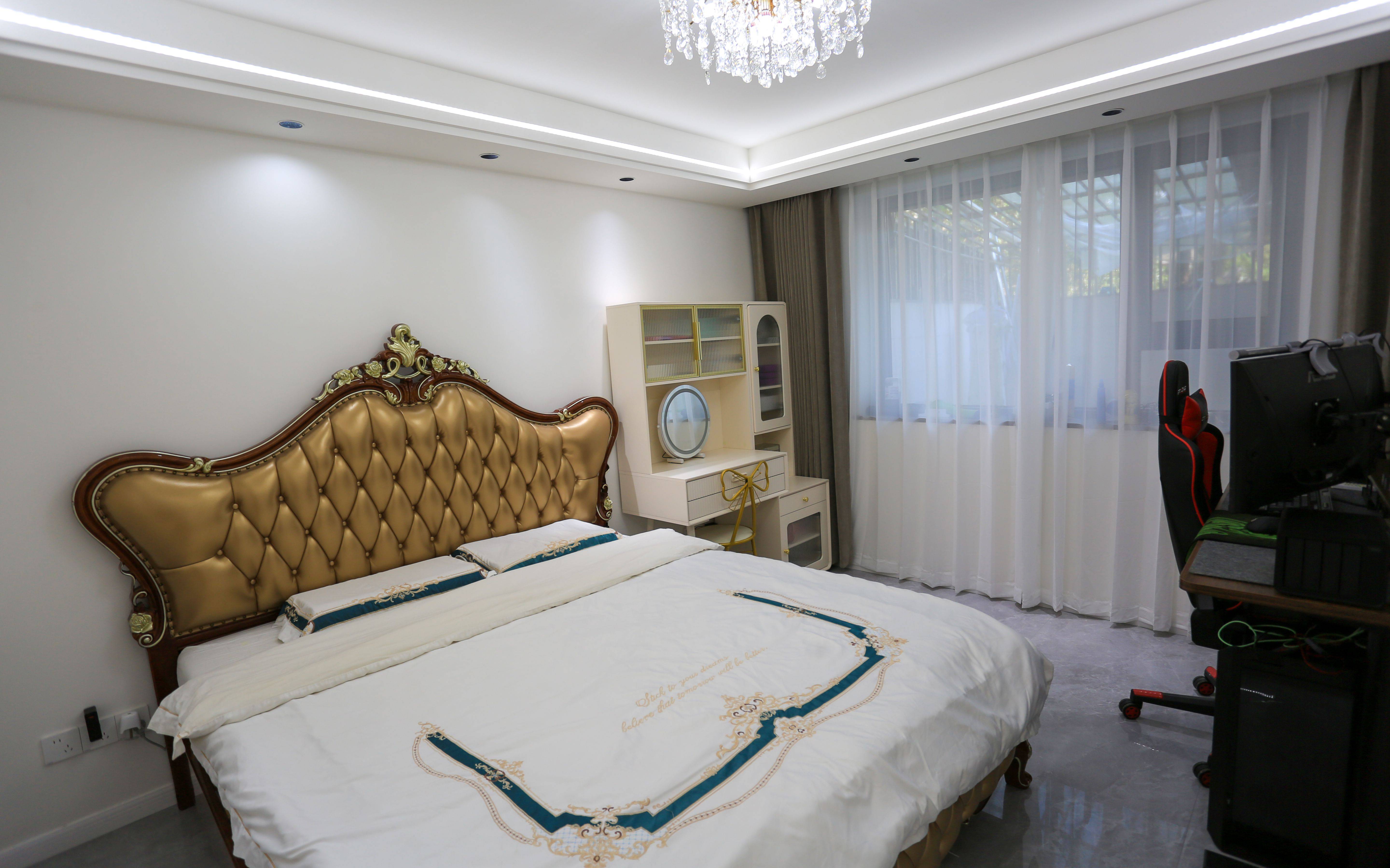 Yeelight 易来智能筒灯：嵌入式设计与防眩光技术在客厅 LED 照明