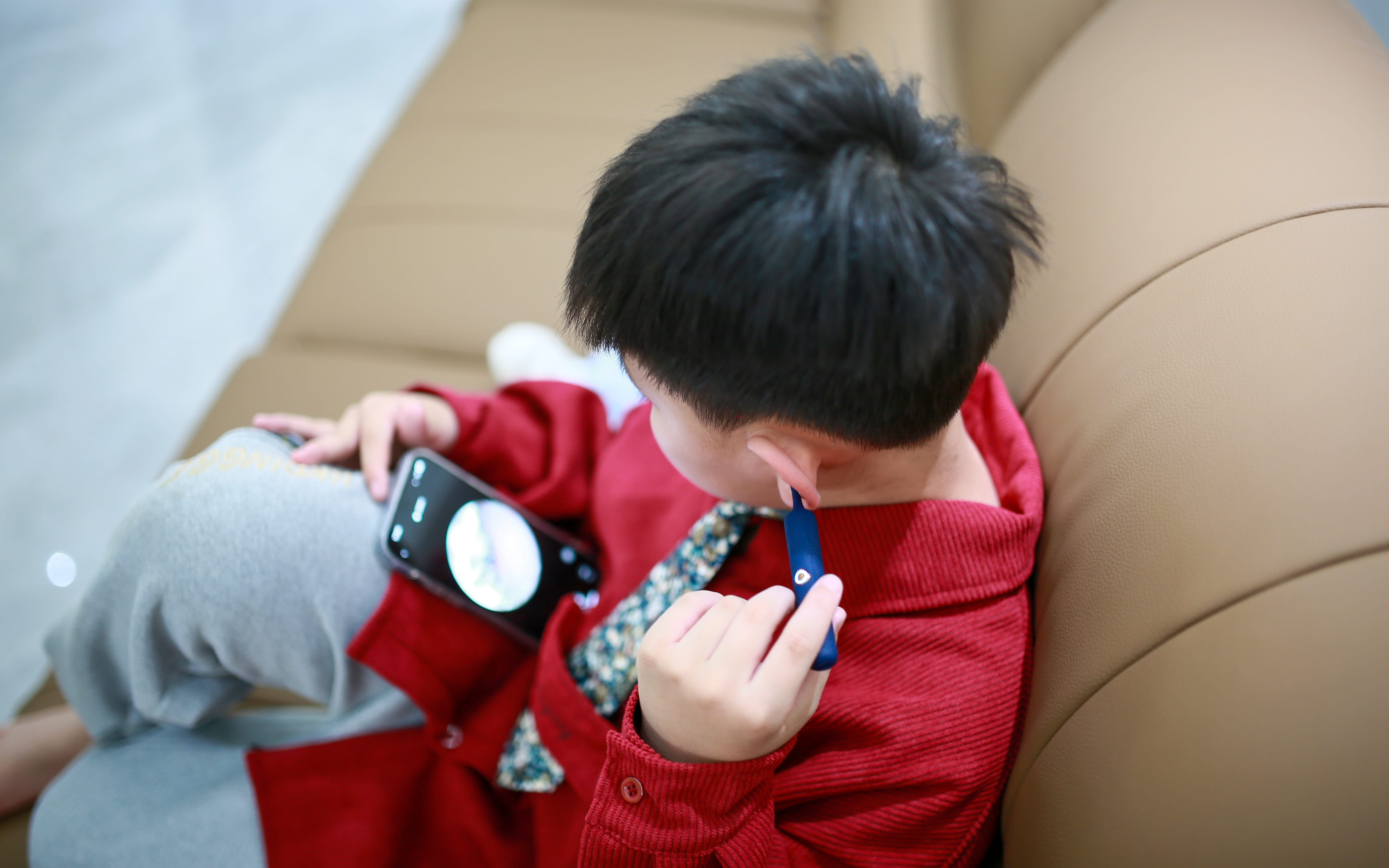 蜂鸟可视挖耳勺：大人孩子都适用，安全柔软，轻松解决掏耳烦恼！