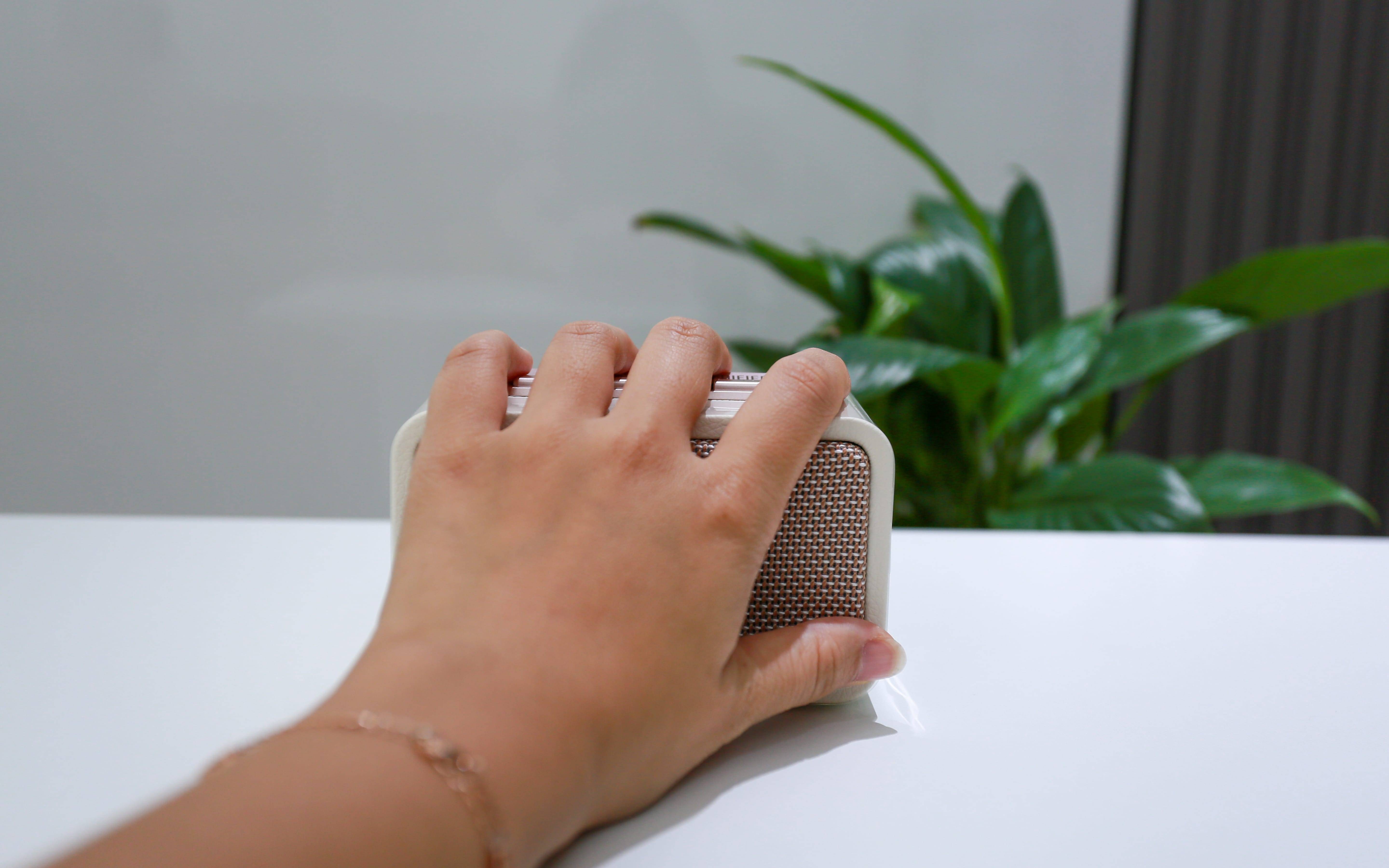 我最近真的被这 3 件好物救了：存储、音箱、键盘全换了一轮