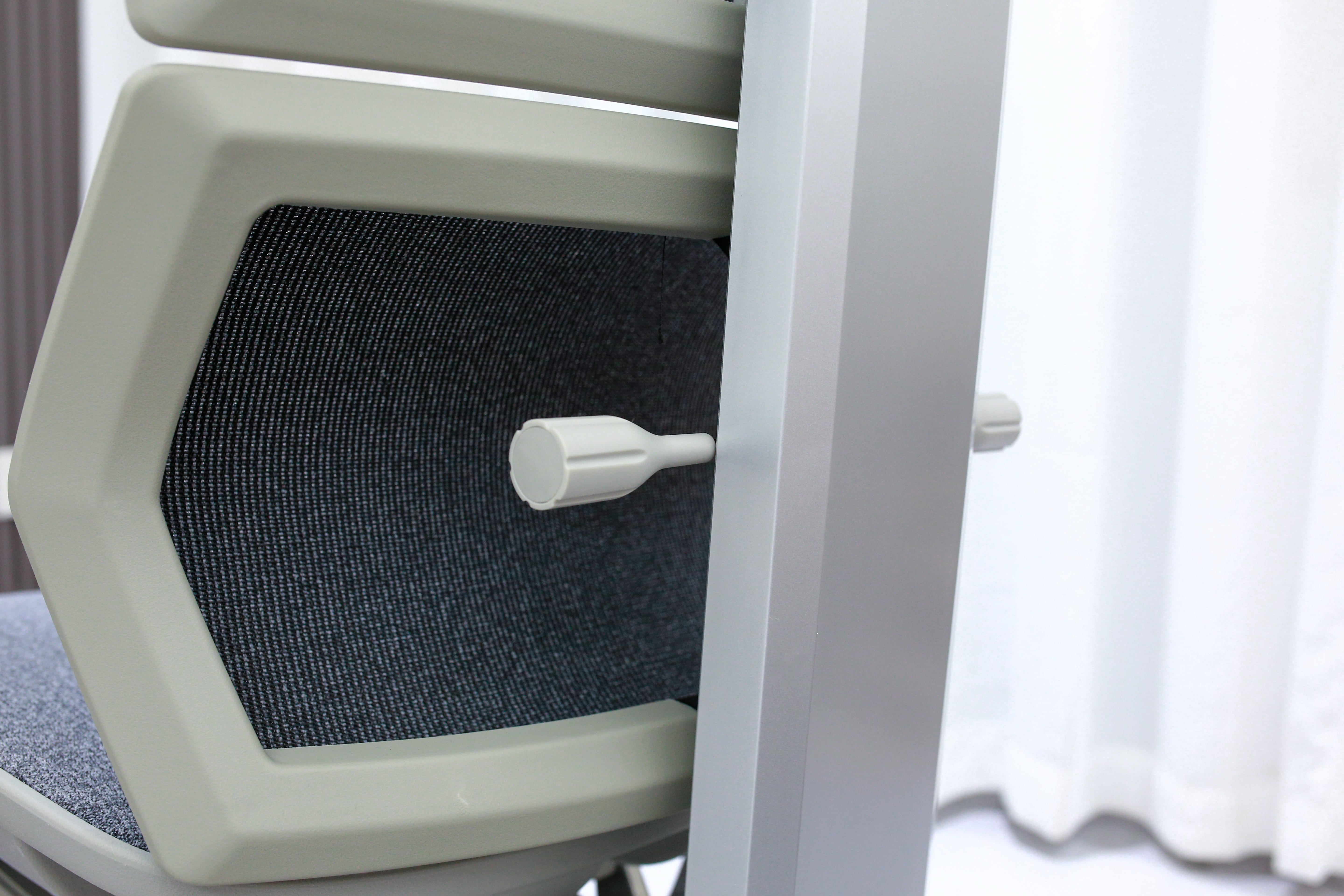 久坐党真的别硬扛了…换把椅子，腰会谢谢你（享耀家工学至尊A8真实体验）