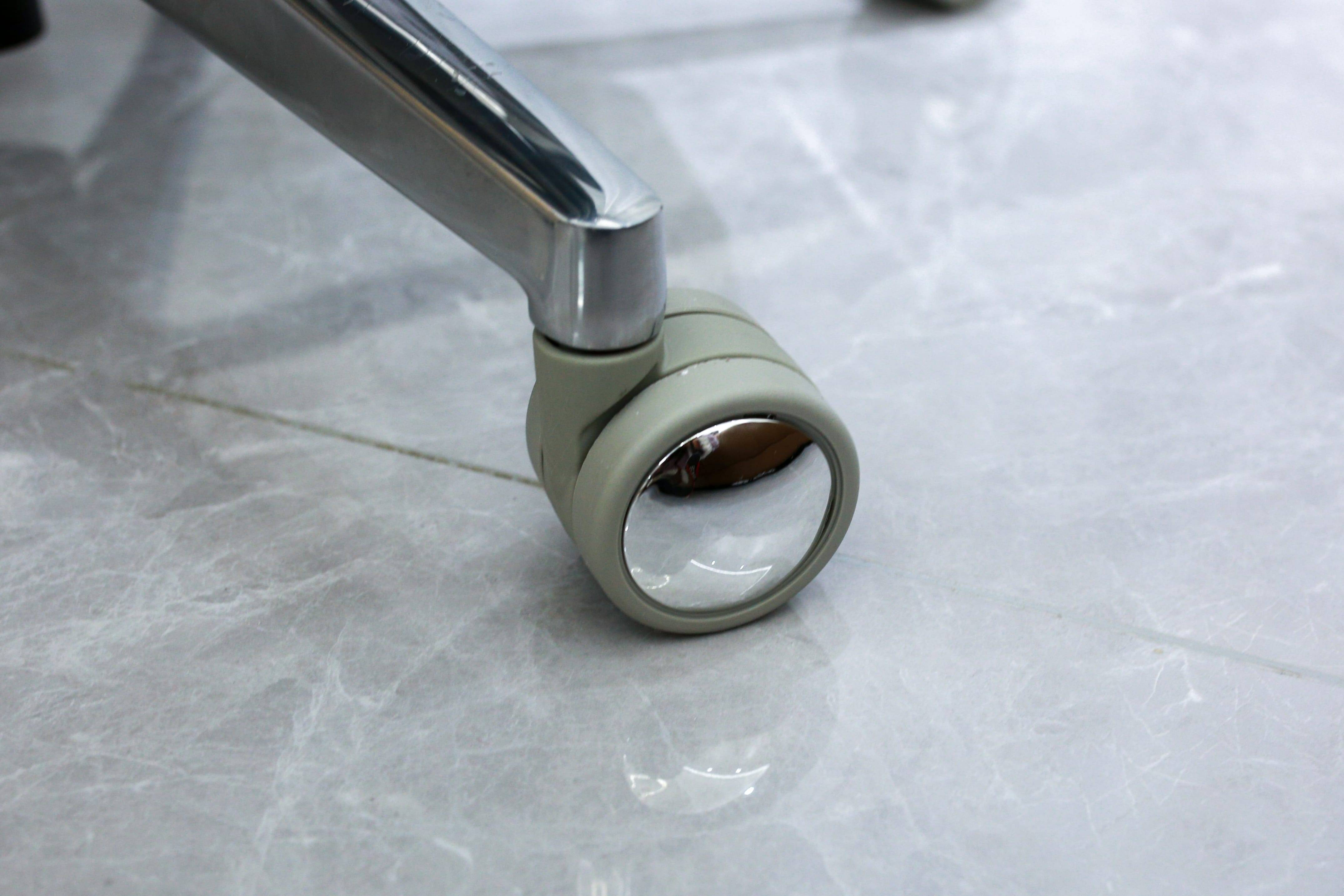 久坐党真的别硬扛了…换把椅子，腰会谢谢你（享耀家工学至尊A8真实体验）