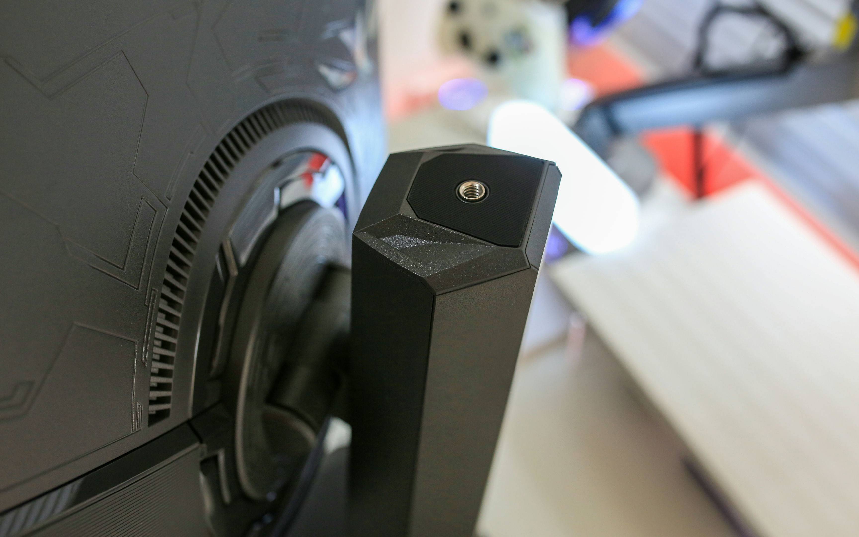 无愧ROG信仰，4K 160Hz&amp;FHD320Hz高清高刷27Pro双模电竞显示器