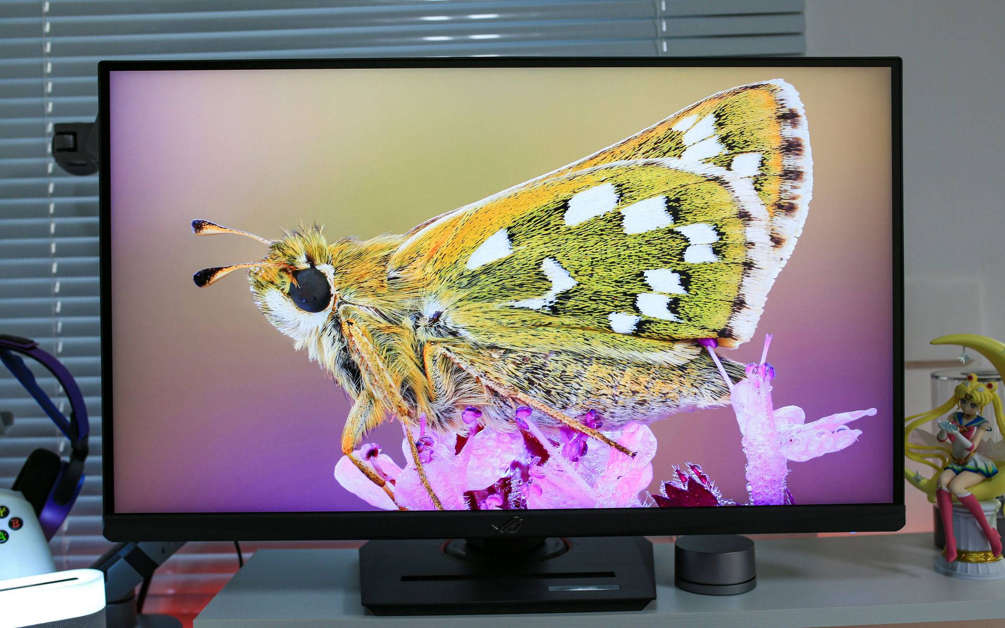 无愧ROG信仰，4K 160Hz&amp;FHD320Hz高清高刷27Pro双模电竞显示器