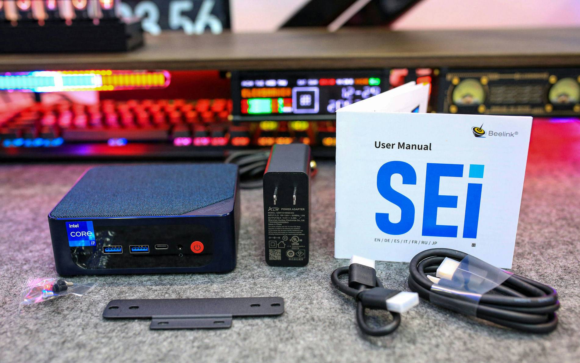 两千块升级到12代 I7-12650H，生产力提升了多少？——零刻SEi 12拆机评测