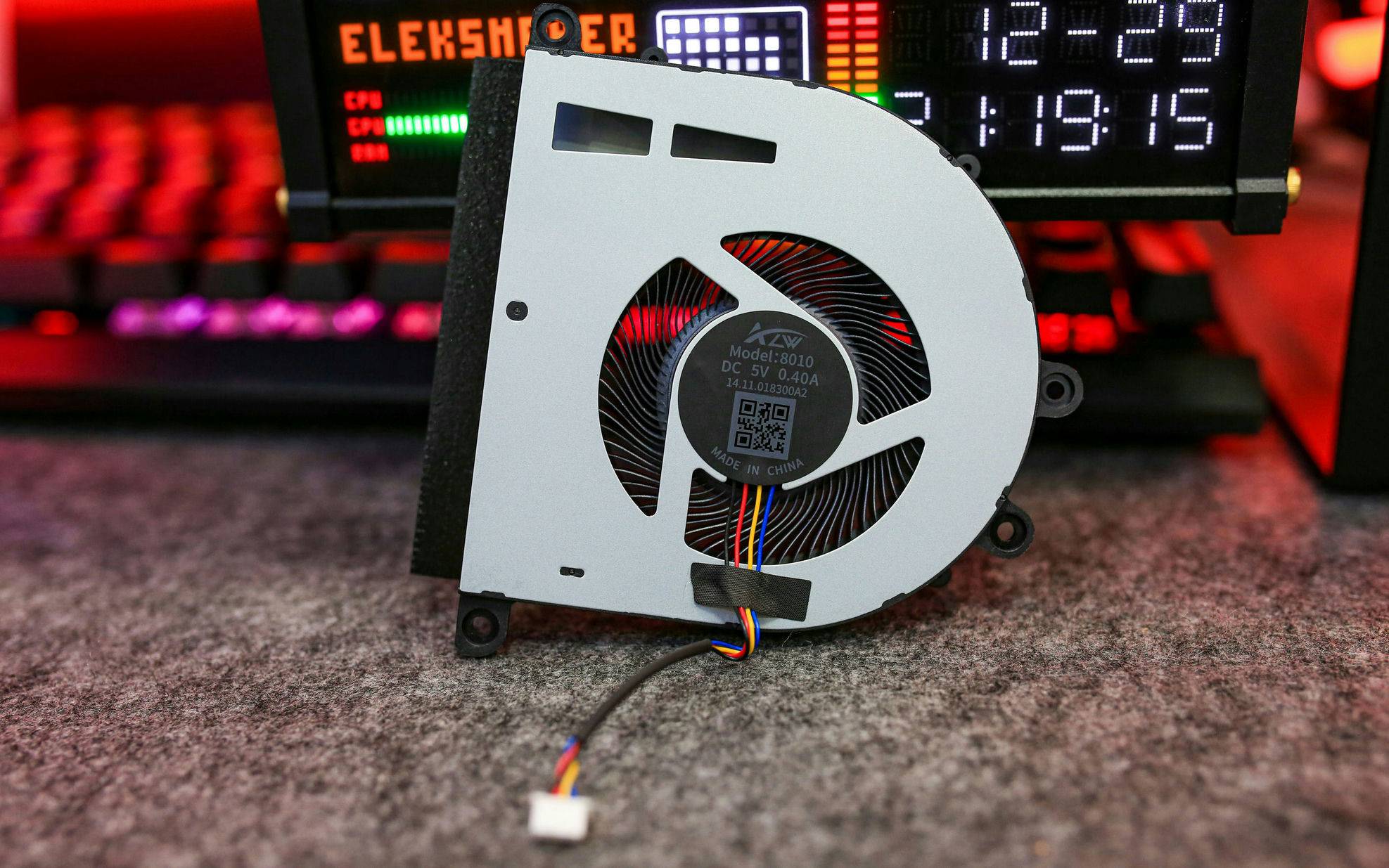 两千块升级到12代 I7-12650H，生产力提升了多少？——零刻SEi 12拆机评测