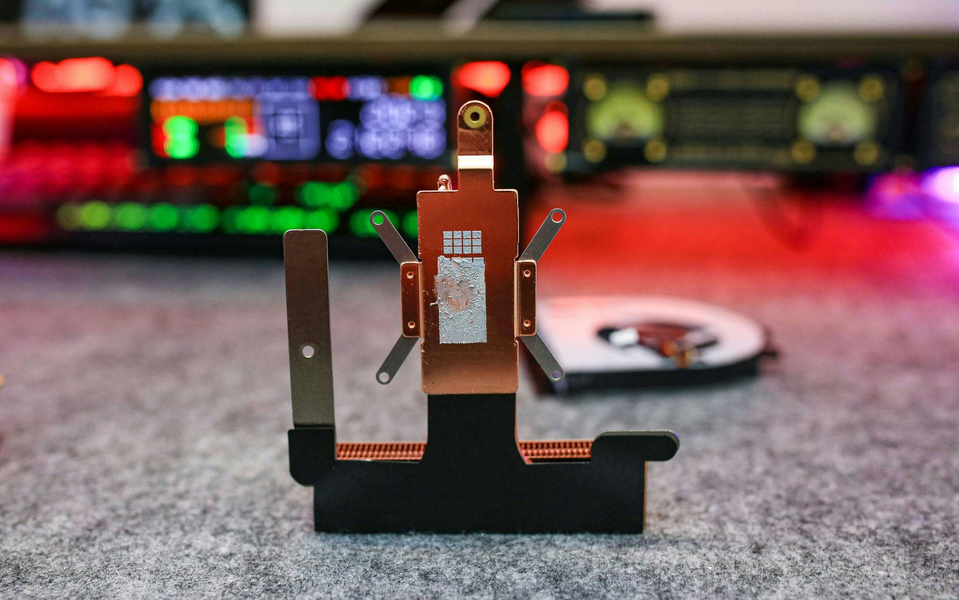 两千块升级到12代 I7-12650H，生产力提升了多少？——零刻SEi 12拆机评测