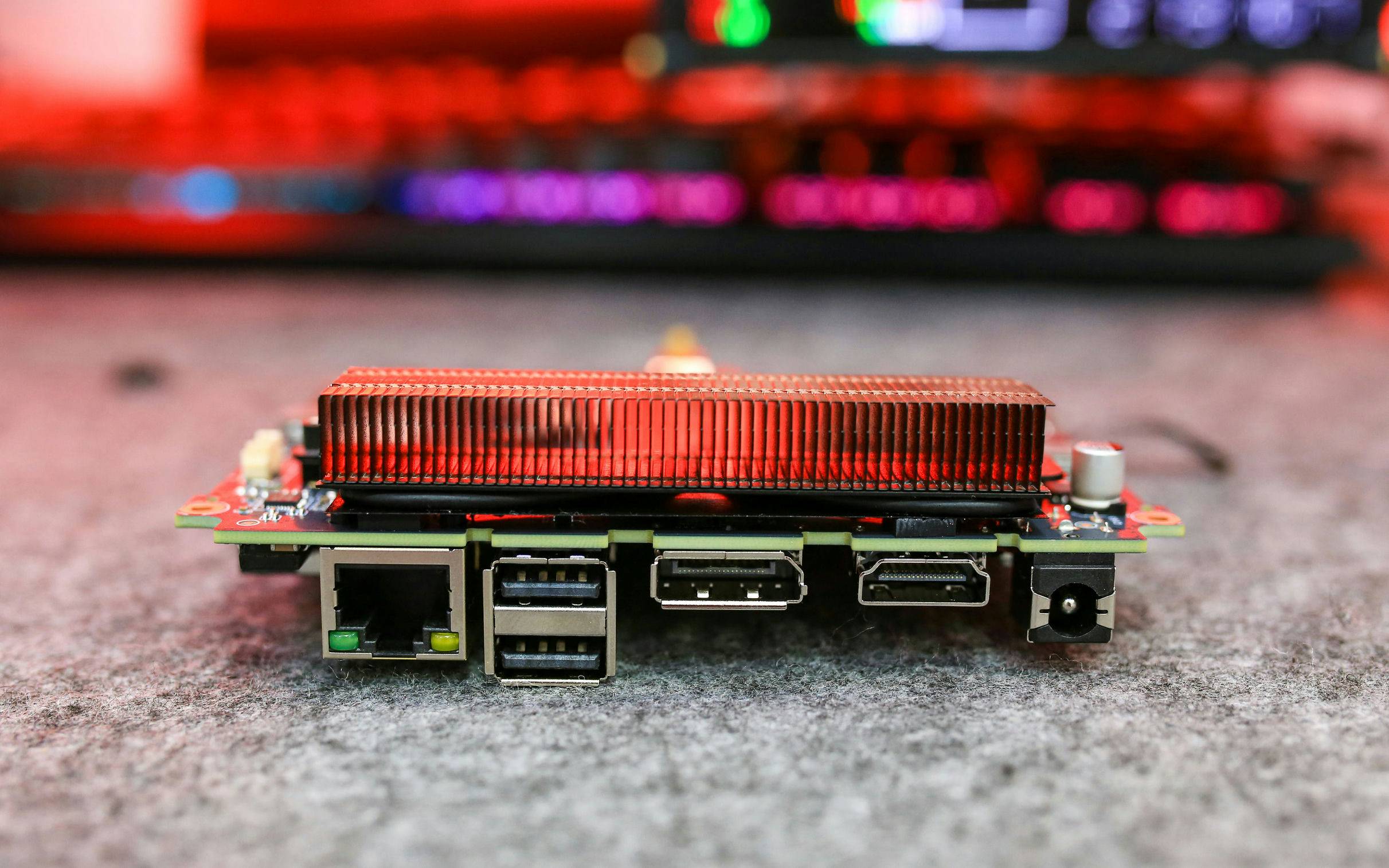 两千块升级到12代 I7-12650H，生产力提升了多少？——零刻SEi 12拆机评测