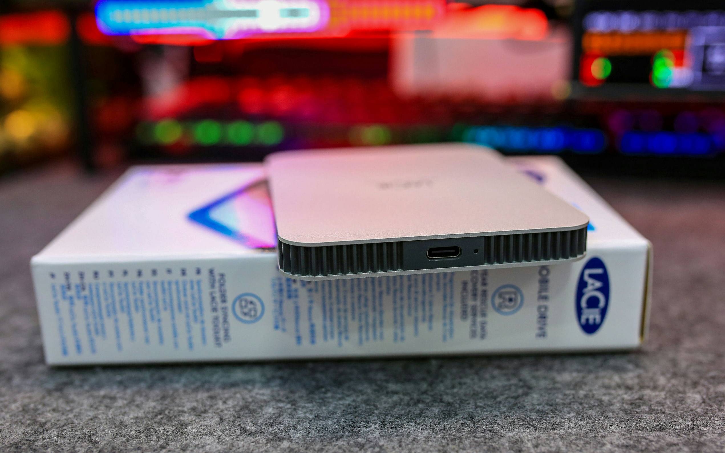 开学必备数码利器揭秘：性能与便携兼备，全面升级你的学习与生活体验！