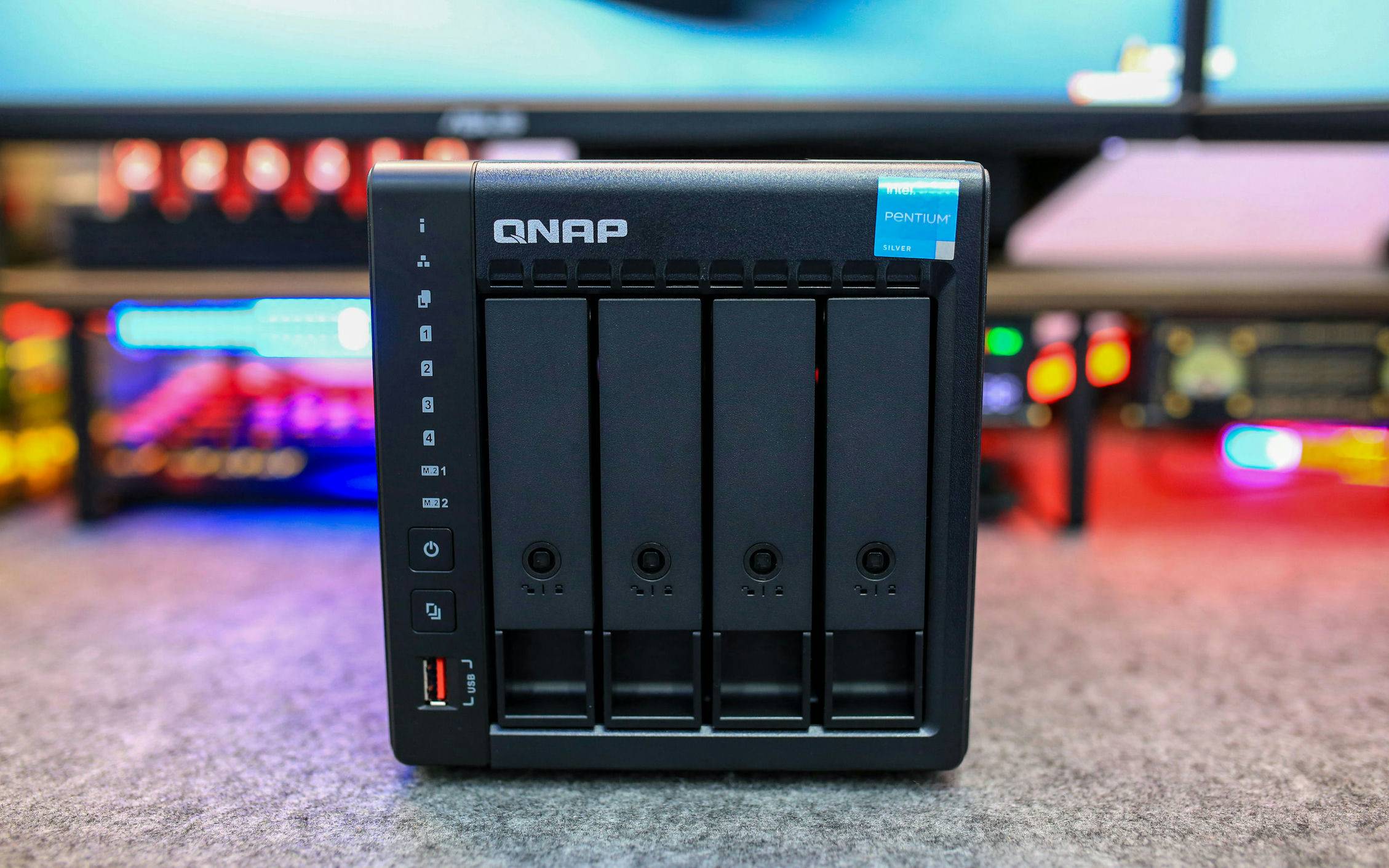 简单配置，拿下高性能私人数据服务中心—威联通TS-466C部署心得