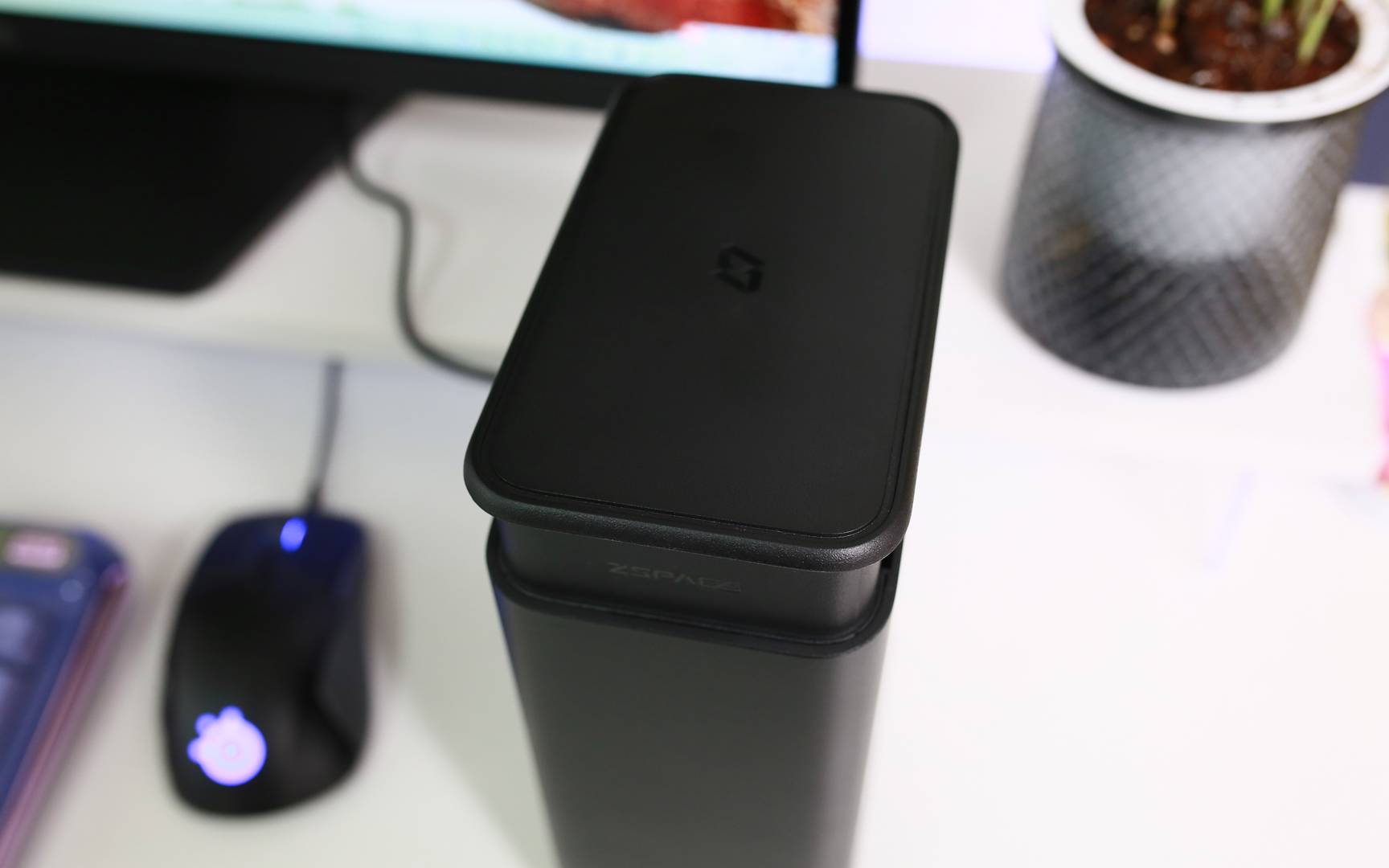 预算友好又性能出色:提升手机、PC、电视无缝切换,极简操作,家庭理想NAS——极空间 Z2Pro使用后分享