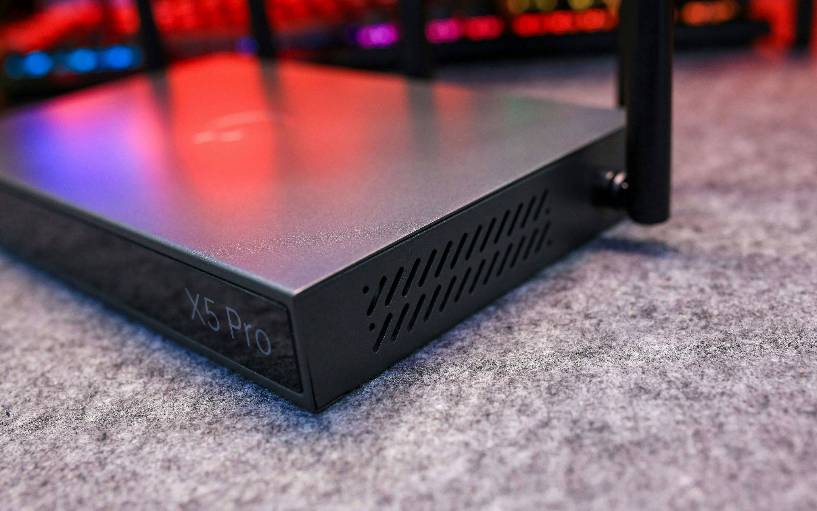 零接触异地智慧组网，买硬件送软件—贝锐蒲公英X5 Pro企业路由器