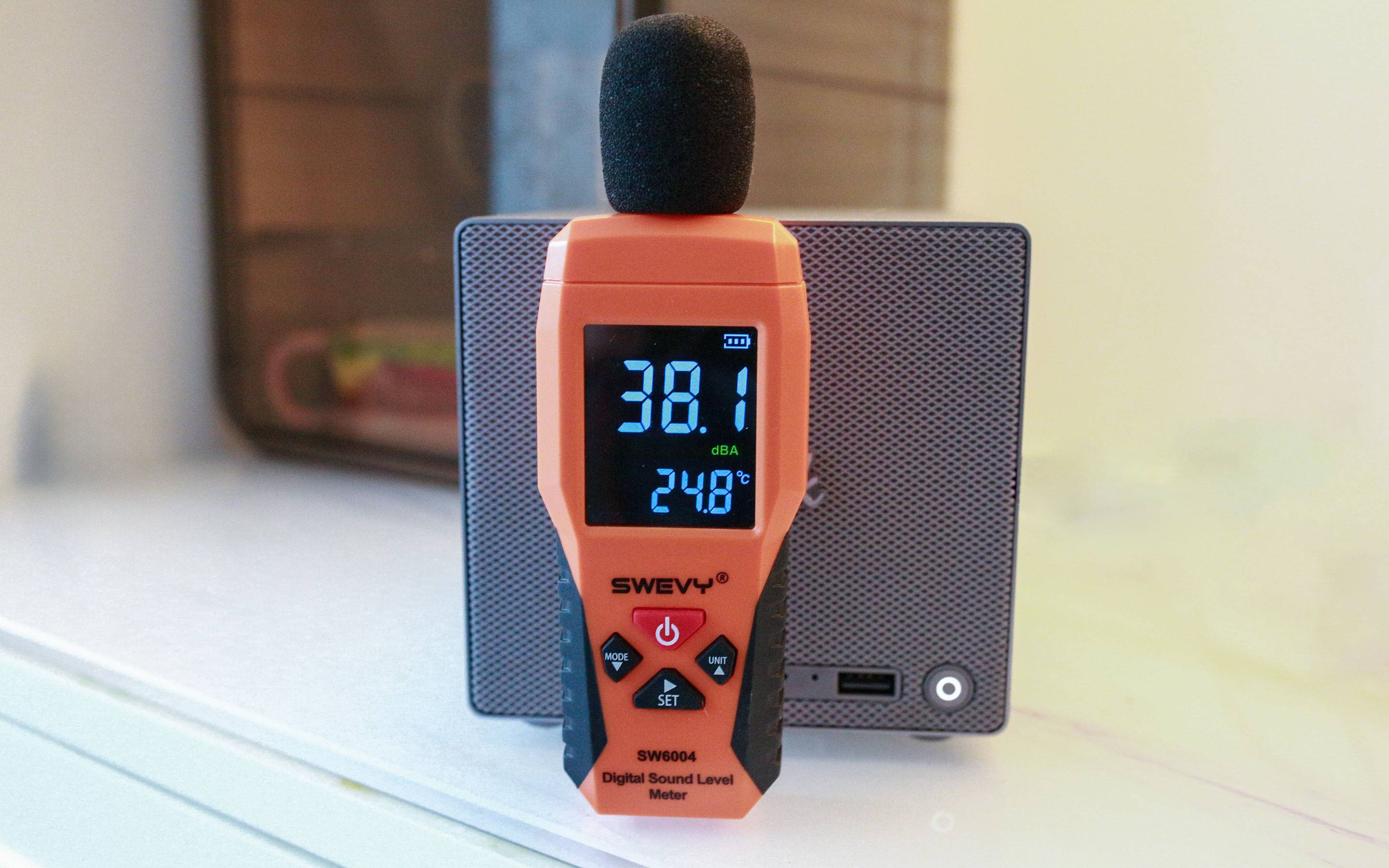 从颜值到性能都在线，飞牛正统加持——零刻 ME Pro体验