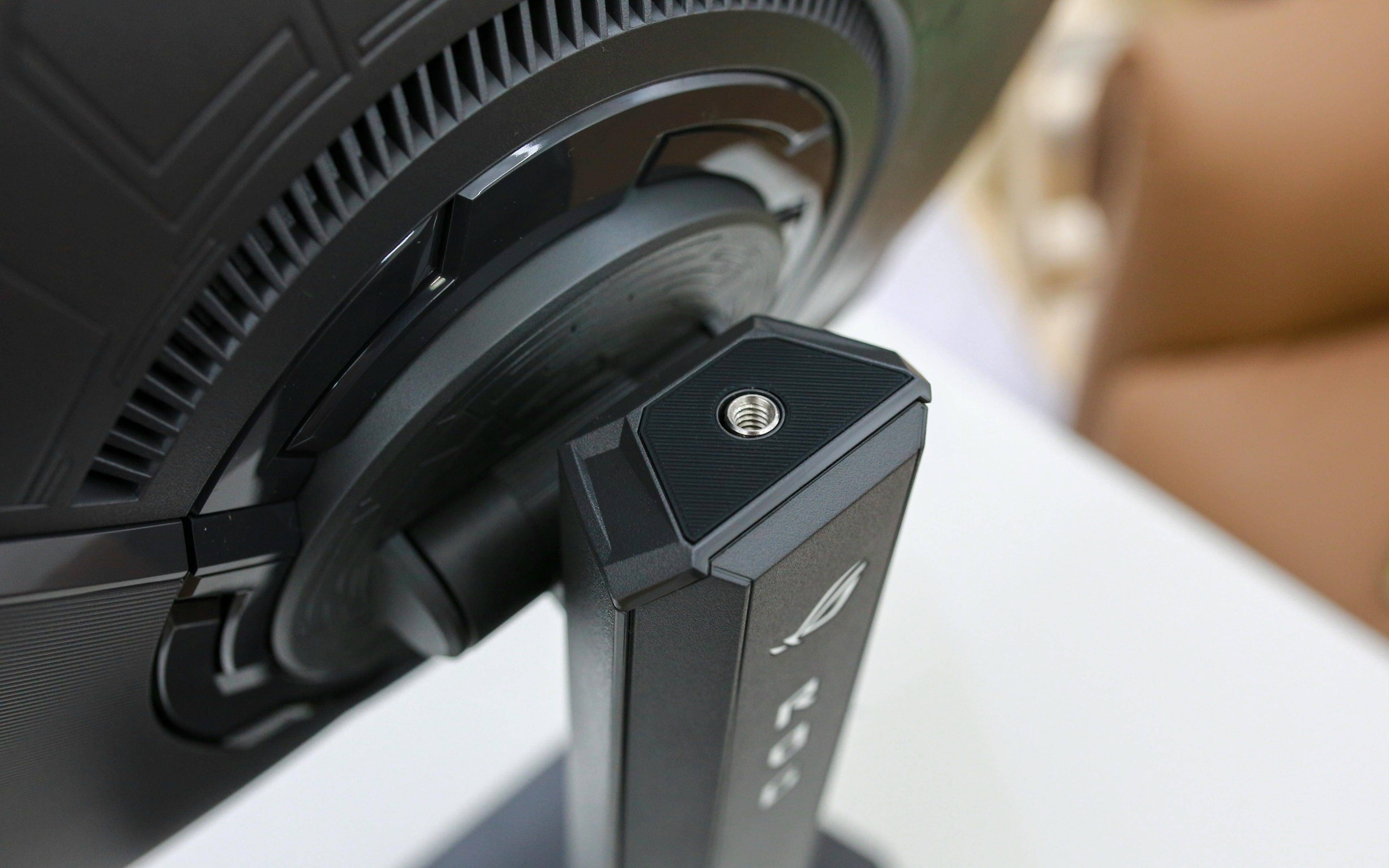 信仰之眼再进化，4K162Hz与FHD485Hz双模完美电竞—ROG绝神27二代