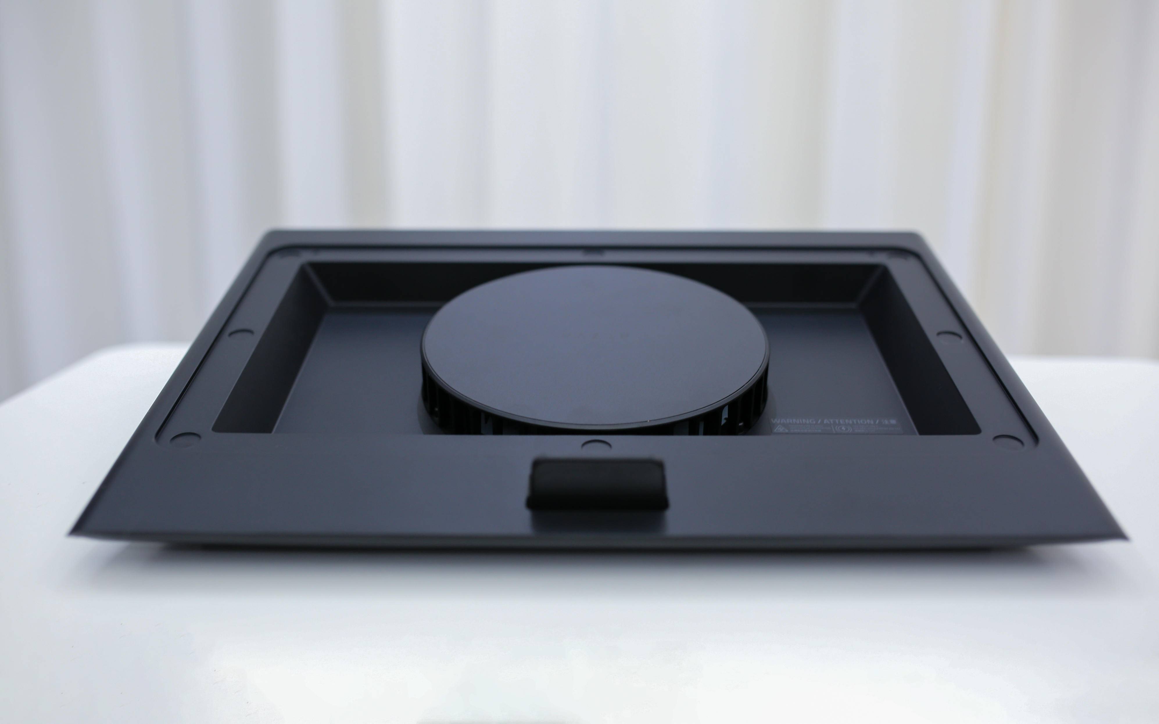 自适应智能控温，核心直降38°C——雷蛇(Razer)笔记本散热底座