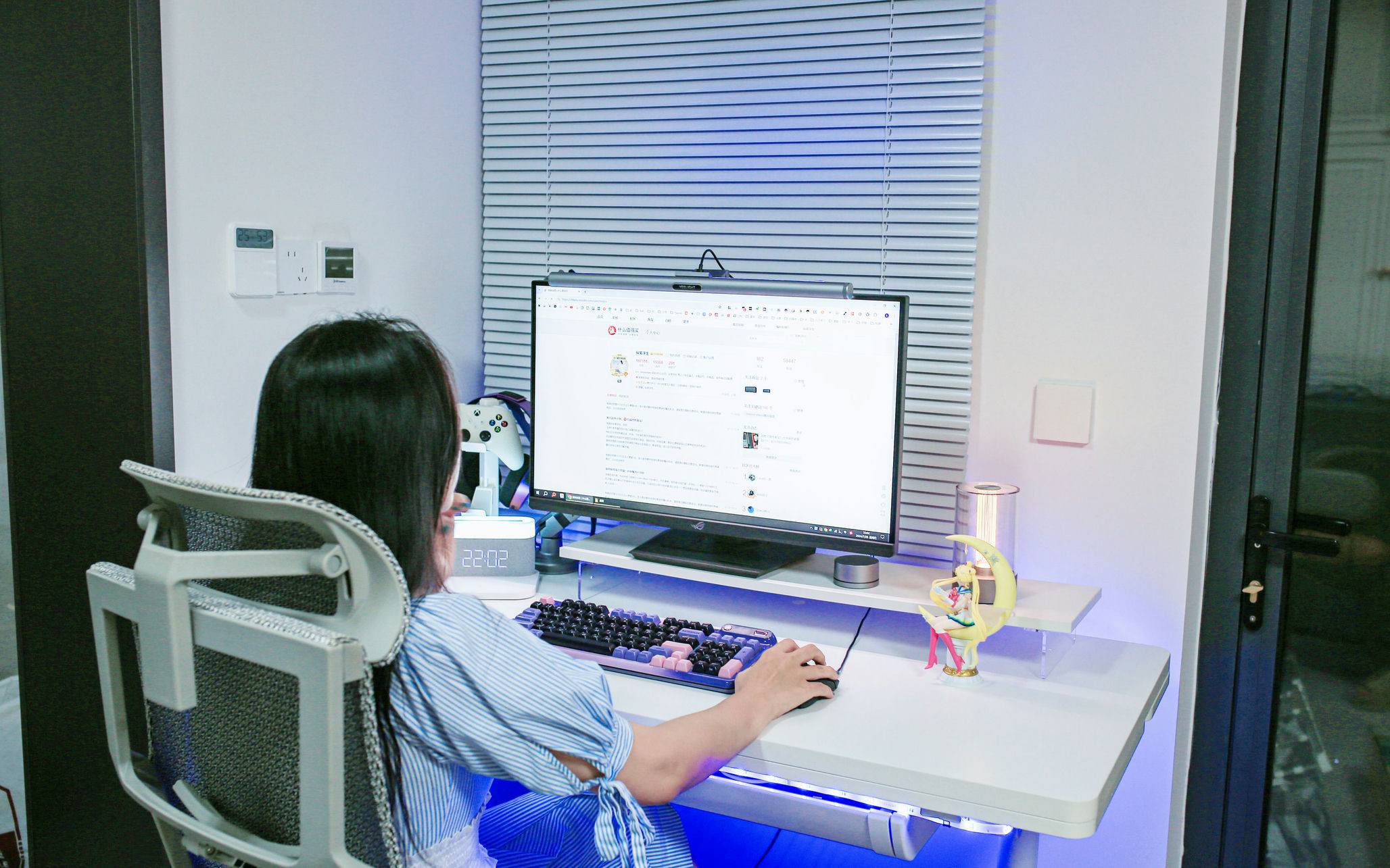 无愧ROG信仰,4K 160Hz&FHD320Hz高清高刷27Pro双模电竞显示器