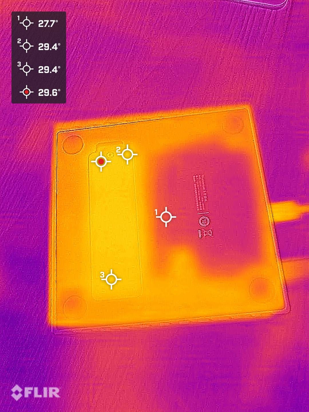 120Gbps，满血雷电5重构桌面工作流——绿联雷电5硬盘扩展坞体验